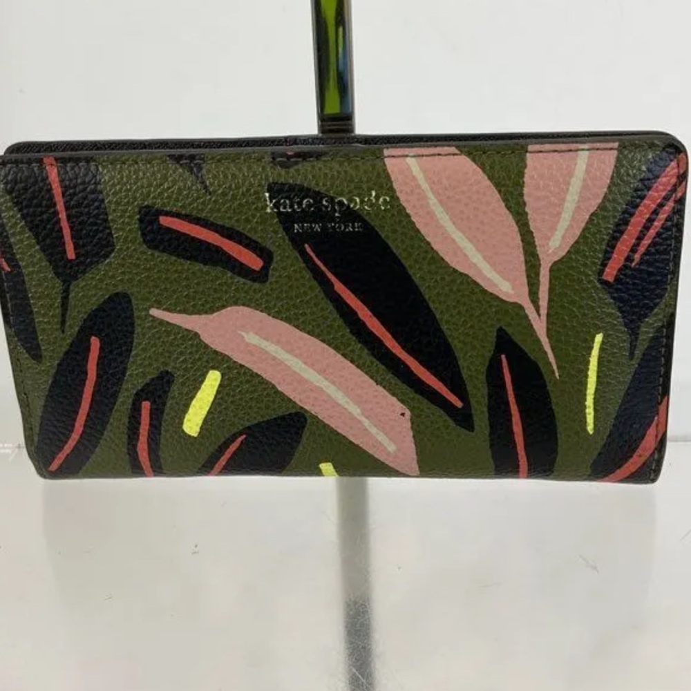 KATE SPADE Olive Green Multi Pebbled Leather Bifold Leaf Wallet